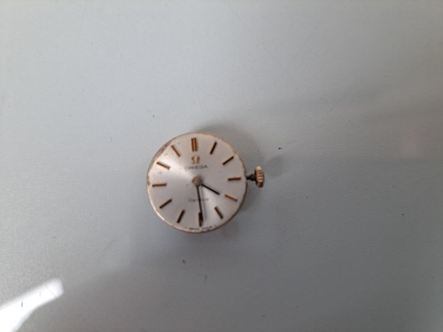 Altes omega uhrwerk - omega,